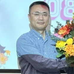 Đinh Ngọc Tùng — Tổng Giám đốc